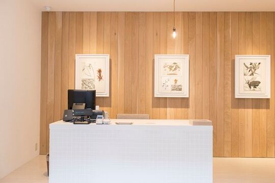 【南森町】≪完全週休2日制≫≪土日休みOK≫≪社会保険完備≫≪入客チャンスあり≫≪産休育休実績あり≫完全個室なのでお客様とマンツーマンで関わることが出来ますよ！地域密着型のプライベートサロン「room（ルーム）」からスタイリスト（美容師）の求人☆☆