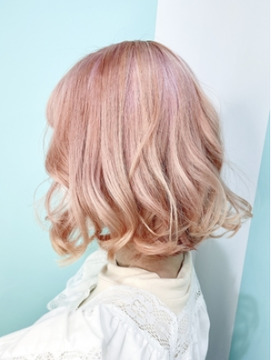 【池袋】≪営業中レッスン可能≫≪社会保険完備≫≪デザインカラーが得意なサロン≫爽やかな店内で居心地の良い空間です！デザインカラー、髪質改善でお客さまから支持されるサロン「Matina hair（マティーナヘアー）」からアシスタント（美容師）の求人☆★