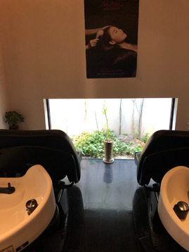 【桂】≪完全週休2日制と月5,6日休みを選んで働ける≫≪有給休暇あり≫≪着付けやメイク、セットも学べる≫集客があるので入客チャンスもばっちり♪有給を使用して連休も取りやすい環境◎幅広い年齢のお客様が来られます◇“BIG EYE 本店（ビッグアイホンテン）”からスタイリスト（美容師）の求人☆★