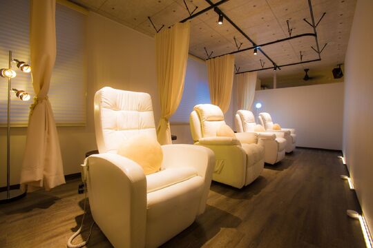 【薬院】≪社会保険完備≫入客好調のためスタッフ大募集！高収入、充実した福利厚生が整っています。あなたの経験を活かしてサロンで活躍しませんか？『Pace-se Girls（パーチェスガールズ）』からアイリスト（アイデザイナー・まつ毛エクステ）の求人☆☆