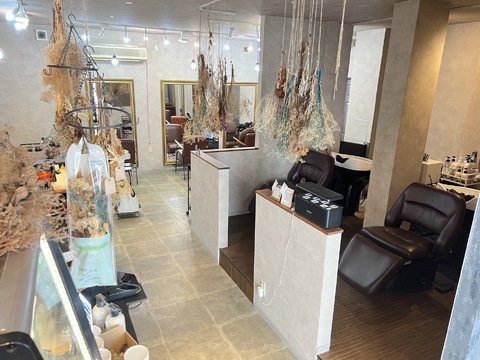 【三国】≪社会保険完備≫≪完全週休2日制≫≪土日休みの取得可能≫≪20時までに退勤OK≫ご新規やフリーのお客様をメインで施術するので、入客チャンス大！セット5席の少人数サロン「orso hair（オルソーヘアー）」からスタイリスト（美容師）の求人☆★