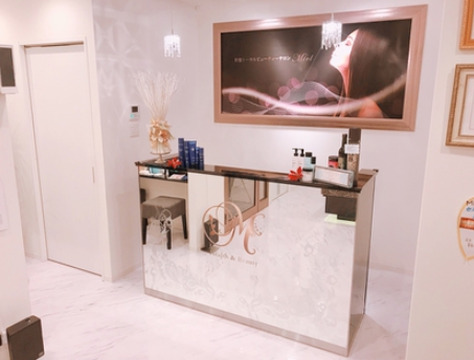 【大久保】≪社会保険完備≫自信を持ってデビューできるような教育システムあり！プライベートも充実させながら仕事が可能！「Miel（ミエル）」からエステティシャンの求人☆☆