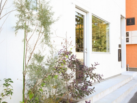 【桃山台】入客チャンスあり！マンツーマンサロンなのでお客様一人一人にしっかり関われますよ！パートも同時募集！カフェ併設サロン“ameiro hair+cafe（アメイロヘアープラスカフェ）”からスタイリスト（美容師）の求人☆☆