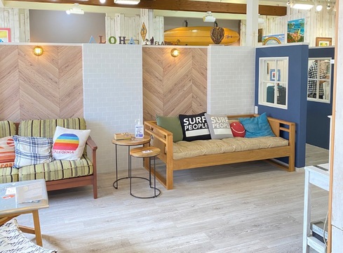 【大久保】≪月9日休み≫≪遅くても20時ごろには退勤可能！≫≪社会保険完備≫≪年1回健康診断あり≫クリエイティブな事にもどんどんチャレンジして行けます！レッスン環境も充実！チームワーク抜群の「flare-志-（フレアミラーレ）」からアシスタント（美容師）の求人☆☆