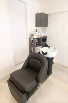 【梅田】≪顧客お持ちの方限定≫≪面貸し募集≫≪売上70％還元≫≪自由出勤≫完全個室のプライベートサロン！「Sola flor（ソラフローラ）」からスタイリスト（美容師）の求人☆★