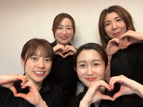 【辛島町】≪産休育休実績あり・実働7時間50分・有給休暇あり・社会保険完備≫抜群の待遇と安心の研修を用意しています！専門的な知識が身に付くので、お客様はもちろん、自分自身もきれいになれるお店です！「LUXE GRASA 熊本店（リュクスグラサクマモトテン）」からエステティシャンの求人☆☆