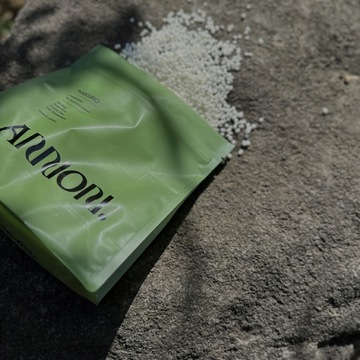 【南森町】≪美容師免許なくてもOK・アイブロウ専任OK≫≪未経験OK≫≪完全週休2日制≫≪土日休み相談可能≫≪社会保険完備≫≪実働8時間以下≫≪髪色自由・ネイルOK≫高い技術を身に付けられる環境です！プライベートも充実させながらお仕事を楽しみたい方必見！「Mond 南森町店（モーントミナミモリマチテン）」からアイリスト（まつげエクステ・まつげパーマ・アイブロウ）の求人☆★