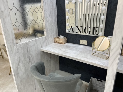 【山陽姫路】≪総支給は平均28～35万円≫≪パーマ・アイブロウ専任も相談OK≫≪土日祝休みの取得可能≫施術タイムもゆったり設けているため、時間に追われることなく落ち着いて施術ができる環境です！「ANGE（アンジュ）」からアイリスト（まつげエクステ・まつげパーマ・アイブロウ）の求人☆☆