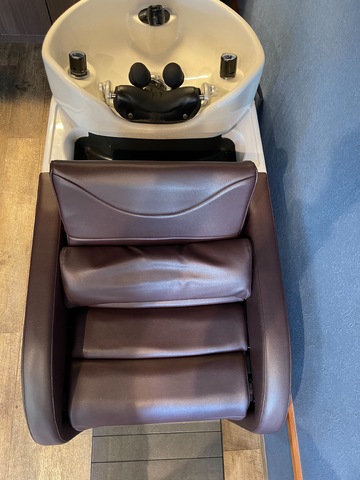 【多の津】≪完全週休2日制・社会保険完備・日曜日のお休みあり・平均退勤時間は18時頃≫完全予約制のマンツーマンでの施術が可能！！大人女性をメインに髪質改善が大人気のヘアサロン「Hair&Resort O'Leo（ヘアーアンドリゾートオレオ）」からスタイリスト（美容師）の求人☆★