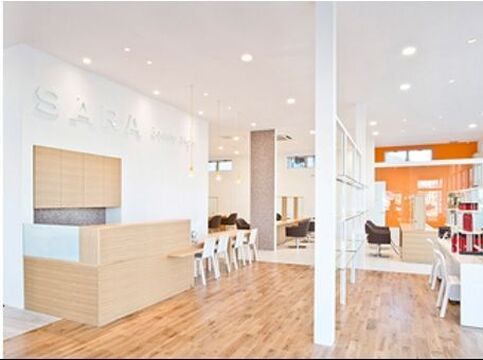 【九大学研都市】福岡を中心に8店舗展開する最先端サロン★BEAUTY×LIFESTYLEをコンセプトにしたオトナ女性のためのトータルビューティーサロン”SARA（サラ）”からスタイリスト（美容師）の求人★☆