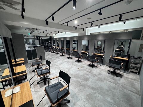 【蒲田】◆月8日休み・住宅手当あり・社会保険完備・産休育休制度あり◆アシスタントさんの教育カリキュラムが充実。福利厚生も充実しており住宅手当や寮完備！「AIR（エアー）」からアシスタントの求人★☆