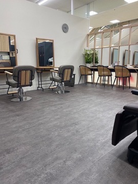 【イオンタウン荒尾】≪完全週休二日・社保完備・30～40代が多く活躍・18:30退勤が多い・日曜日のお休みOK・ノルマなし・休憩1時間・子育て中のスタッフも多数活躍・ブランクがあってもしっかりサポート・残業なし≫ここまで好条件はなかなかありません！！長く安定してお仕事したい方にはピッタリのヘアサロン「Pure 荒尾店（ピュアアラオテン）」からスタイリスト（美容師）の求人★☆