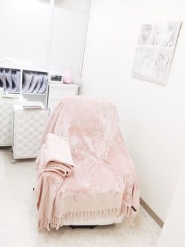 【瑞江】≪髪色ネイル自由・週1日～OK・土日休みOK≫経験豊富なスタッフが在籍しているので、技術も接客もしっかり学べます！丁寧なカウンセリングでお客様に寄り添るサロン「Nail＆Eyelash ROCO 瑞江店（ネイルアンドアイラッシュロコミズエテン）」からネイリスト（ネイル）の求人☆☆