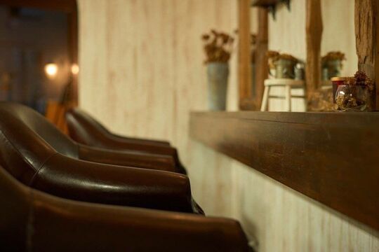 【吉祥寺】≪社会保険完備≫≪月6〜8日で休みを選べる≫≪新規集客数が多い≫個人の意見を尊重してくれ、経験の浅い方でもどんどんチャレンジできる環境があります！スタッフ同士信頼関係が強いのも魅力です♪nico...吉祥寺（ニコキチジョウジ）からJr.スタイリスト（美容師）の求人☆★