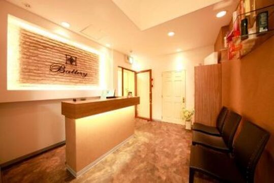 【御幣島】≪完全週休2日制&有給あり≫≪社会保険完備≫≪営業内レッスン&最短2年デビュー≫ラグジュアリーなヘアサロン！着付けやメイクを学ぶことも出来る体制です！「BATTERY 御幣島店（バッテリーミテジマテン）」からアシスタント（美容師）の求人☆★☆