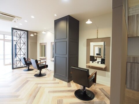 【笹谷】◆土日の休み取得可能・車バイク通勤OK・集客力バッチリ◆集客力バッチリ！ご新規さん、リピーターさん共に多数ご来店。美容師としてのスキルアップも図れる環境macaron 南矢野目店（マカロンミナミヤノメテン）からスタイリスト（美容師）の求人★☆