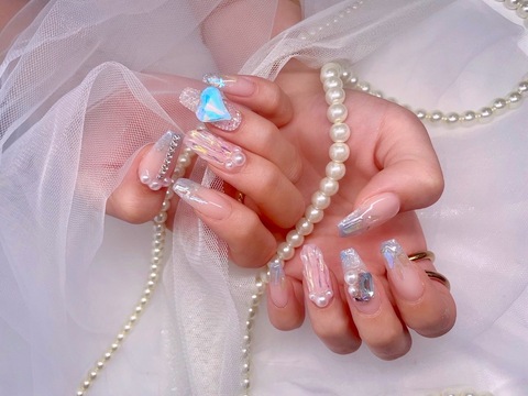 【上本町】≪有給休暇消化率100％≫≪土日は月2回休みOK≫≪月給22万円〜≫≪社会保険完備≫≪月12日休みも可能≫有給休暇で連休もOK！頑張った分はしっかり歩合で還元！自分のライフスタイルに合わせて働く事の出来る環境ですよ！「joie ange 上本町店（ジョアアンジェ ウエホンマチテン）」からネイリスト（ネイル）の求人★☆★