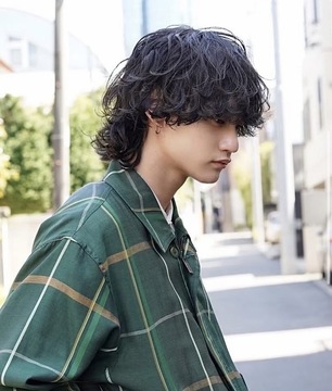 【秋田駅】≪都内有名メンズサロンとの連携サロン≫≪歩合最大25％還元≫≪実働8時間≫圧倒的な人気で集客力にも自信アリ！トレンドを創り発信していくメンズブランディングサロン！「unt by fifth 秋田（アントバイフィフスアキタ）」からスタイリスト（美容師）の求人☆★