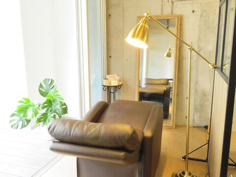 【天神】≪社会保険完備・実働8時間・有給消化率100%≫メリハリをつけてお仕事頑張りましょう！安心の福利厚生が整った「Star Nail plus 福岡天神西通り店（スターネイルプラスフクオカテンジンニシドオリテン）」からアイリスト（まつげエクステ・まつげパーマ）の求人☆☆