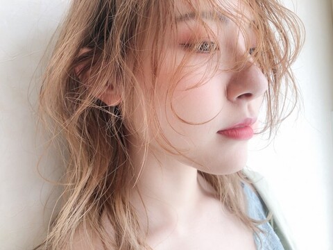 【登戸】◆完全週休2日制・有給休暇あり・着付けやメイクも学べる・産休育休制度あり・住宅手当あり・営業時間内レッスンOK・デビューまで2年以内・社会保険完備◆スタッフ満足度を高めるために待遇面や制度を充実！長く活躍できる環境が整っています！「hair salon root（ヘアーサロンルート）」からアシスタント（美容師）の求人★☆