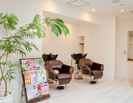 【豊中】≪6ヵ月間の最低保障あり!!≫≪入客チャンス大◎≫≪フリー／指名43％還元♪≫サロンワークのみなので自分の時間もしっかり持てる完全歩合制の委託サロン“full marks 豊中店（フルマークストヨナカテン）”からスタイリスト（美容師）の求人☆★☆