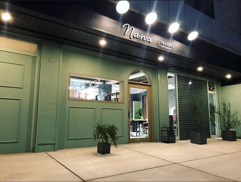 【千代田】≪完全週休2日≫≪有給休暇あり≫≪社会保険完備≫YUMEシャンによるヘッドスパ、まつエクやネイルも提供するトータルビューティーサロン！メイクも好評、お客様のキレイを幅広くサポートするヘアサロン「nana（ナナ）」からスタイリスト（美容師）の求人☆☆