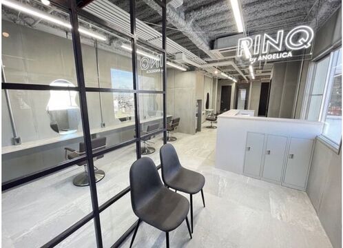 【瓢箪山】業務委託と正社員の選択が可能！■フリー売上40％還元／指名売上45〜55％還元■週1日〜の勤務や土日のお休み、時短勤務など相談可能でプライベート重視もOK！ライフスタイルに合わせて働ける「PINQ by ANGELICA 瓢箪山店（ピンクバイアンジェリカヒョウタンヤマテン）」からスタイリスト（美容師）の求人★☆