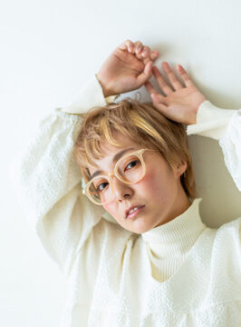 【JR舞子】あなたの未来が変わる会社です≪新卒生・通信生・未経験OK≫≪完全週休2日制≫≪社会保険完備≫≪平均20時退勤≫勤務年数に応じて有給休暇もあり！地域密着のアットホームサロン。カラーリストも大歓迎「atelier ARCHE（アトリエアルシュ）」からアシスタント・カラーリスト（美容師）の求人☆★☆