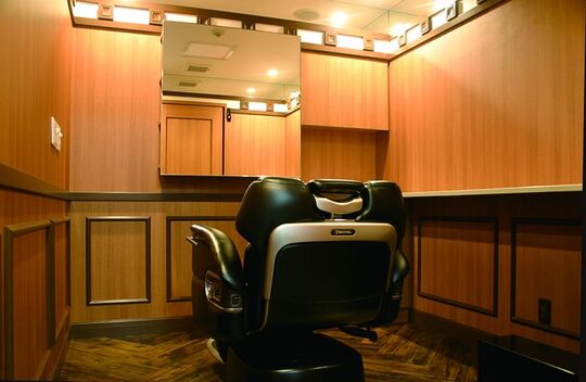 【元町】≪社会保険完備≫≪月7日休み≫≪社員寮あり≫≪定期健康診断≫≪子供手当あり≫好待遇で長くいてもらえる環境があります！年4回の社内技術試験で着実に昇給、昇格していけます！個室完備のリラクゼーションサロン「MIOSTYLE(s)元町店（ミオスタイルモトマチテン）」からスタイリスト・アシスタント（理容師）の求人☆★