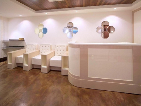 【心斎橋】入客チャンスあり★サロンワーク中心なのでお客様一人一人としっかり向き合えます♪少人数制のアットホームサロン“pulir（プリル）”からスタイリスト（美容師）の求人☆★☆