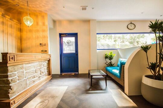 【白庭台】≪住宅手当あり≫≪20時までに退勤可能≫≪プライベートも充実≫≪社会保険完備≫≪営業時間内レッスン≫地域の方に人気のアットホームサロン！プライベートも充実でき、働きやすい環境があります！「Lagoon（ラグーン）」からアシスタント（美容師）の求人☆☆