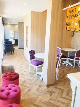 【泉佐野駅】≪社会保険完備≫≪月給25万円〜≫「次世代に夢を与える美容室」を目指してます！プライベートも充実、結婚しても続けられるお店です！スタッフ同士がお互い感謝し合えるサロン「A:ria es uno（アーリアエスウーノ）」からスタイリスト（美容師）の求人☆★☆