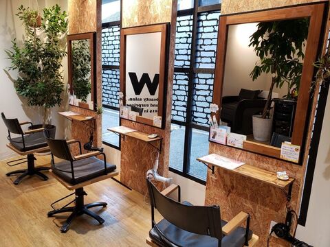 【津久野】 月9日休み スタイリストオンリーサロンなのでレッスンなどで夜が遅くなりません！お客様とマンツーマンでじっくり関われます！「Hair design WOW（ヘアーデザインワウ）」からスタイリスト（美容師）の求人☆★☆