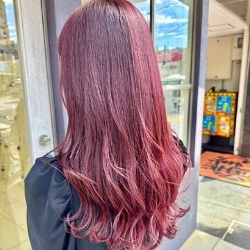 【長居】≪月給27万円～≫≪平均19時半退勤≫≪社会保険完備≫普段のヘアスタイルだけでなく着付けなど人生の大事なイベントまでキレイをサポート！幅広い世代から愛される地域密着サロン「Halo happyhairlife（ハロハッピーヘアライフ）」からスタイリスト（美容師）の求人☆★