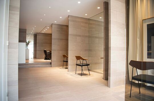 【自由が丘】≪引っ越し費用一部負担あり≫≪客単価10000円以上≫≪有給休暇あり！≫≪社会保険完備≫お客様1人1人としっかり向き合える！「SENSE beauty salon（センス ビューティー サロン））」からスタイリスト（美容師）の求人☆★☆