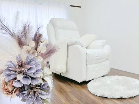 【鶴見駅】経験者募集！≪日祝定休≫≪18時で営業終了≫≪髪色ネイル自由≫≪完全週休2日制≫急なお子様の熱などによるお休みにも対応可能！ママさんを応援します！女性が長く安心して活躍できる「J'ADORE Eyes&Nail+ 鶴見店（ジャドールアイズアンドネイルツルミテン）」からアイリスト（まつげエクステ・まつげパーマ・アイブロウ）の求人☆☆