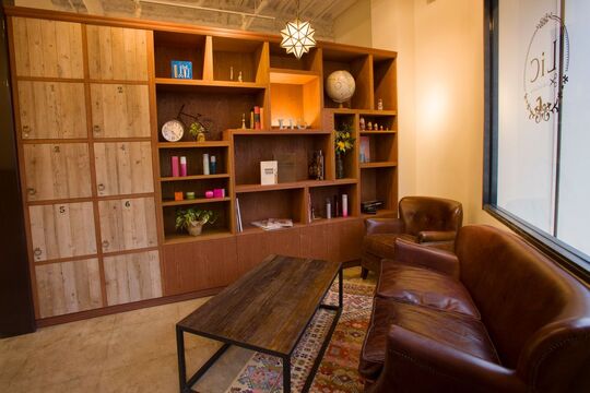 【新大宮】≪完全週休二日制＆社会保険完備≫出店にともなってのスタッフ募集！プライベートな時間も大切にしていけますよ。スタッフさんが長く働いていける環境を目指している「LiC（リック）」からスタイリスト（美容師）の求人☆★