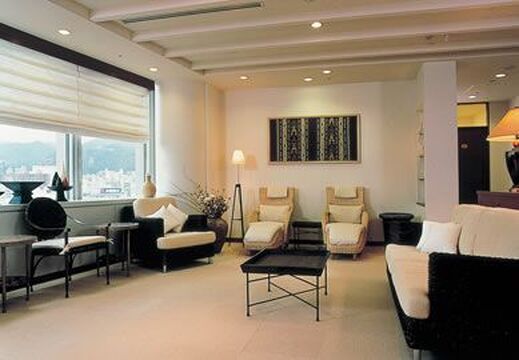 【神戸】高いハンド技術で「東洋医学」「皮膚科学」をベースとしたメニューを展開する“カージュラジャ”待遇面抜群◎《完全週休2日制★社会保険完備★ボーナス年2回》大手化粧品メーカー『ピアスグループ』からエステティシャンの求人です☆☆