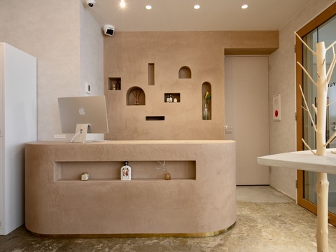 【梅田駅】指名50%／フリー40%還元！あなたのライフスタイルに合わせて勤務可能◎マンツーマン制のためお客様としっかり関われるお店です！業務委託が初めての方も安心のサポートがあります！「YUCCA 梅田（ユッカウメダ）」からスタイリスト（美容師）の求人☆★☆