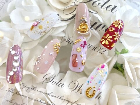 【土山】≪経験者応募歓迎≫≪実働8時間≫≪産休育休制度あり≫≪社会保険完備≫≪有給休暇あり≫落ち着いた雰囲気でゆったりした空間で施術できます！大人女性に人気のサロン「MADEMORE 土山店（マドモアツチヤマテン）」からネイリスト（ネイル）の求人☆☆