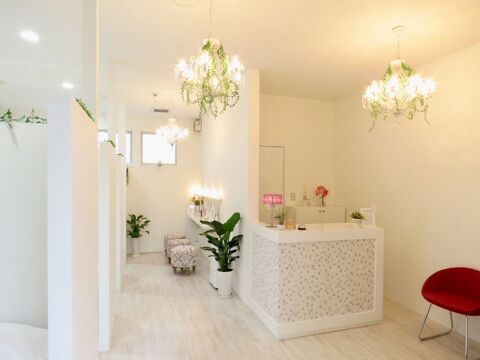 【はりま勝原】≪社会保険完備≫≪有給休暇あり≫≪実働8時間≫≪産休育休制度あり≫落ち着いた雰囲気でゆったりした空間で施術できます！大人女性に大人気のアイラッシュサロン「MADEMORE 大津店（マドモアオオツテン）」からアイリスト（アイデザイナー・まつ毛エクステ）の求人☆☆