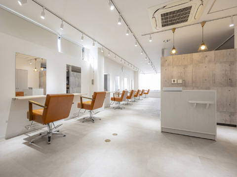 【金町駅】≪フリー／指名70%(3ヵ月)orフリー／指名60%(6ヵ月)※2026年月3月までの入社特別限定≫≪自由出勤制≫完全マンツーマンスタイルなので、お客様としっかり関わっていけますよ！！勤務時間や休みなどご希望に合わせた働き方が可能です！「Relair 金町（リレアカナマチ）」からスタイリスト(美容師)の求人☆☆