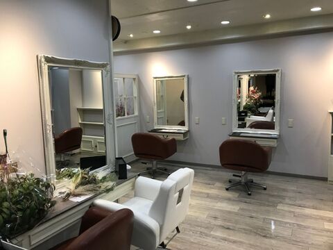 【名古屋駅】≪週休二日制≫≪社保完備≫スタイリストオンリーサロン！！高収入も狙えてプライベートも充実♪長く安心してお仕事が出来る環境の30代からの大人女性に向けたヘアサロン「Santa'Fe 名駅南店（サンタフェメイエキミナミテン）」からスタイリスト（美容師）の求人★☆