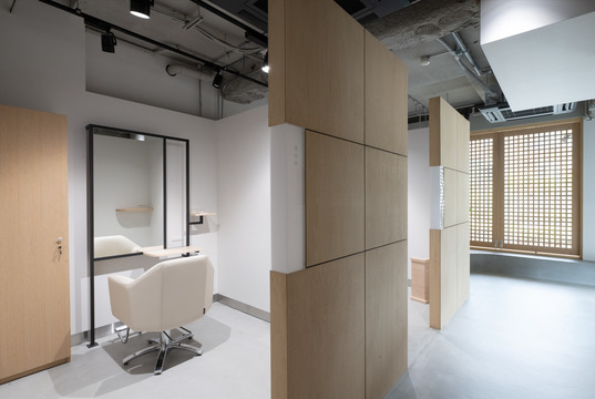 【徳重】≪完全週休2日制≫≪土日休み／連休の取得可能≫≪総売上の50〜60％還元≫入社2ヵ月は50万円の最低保証給あり！半休制度を設けている為、あなたののライフスタイルに合った働き方ができます！「orlla melleau（オーラメロウ）」からスタイリスト（美容師）の求人☆★