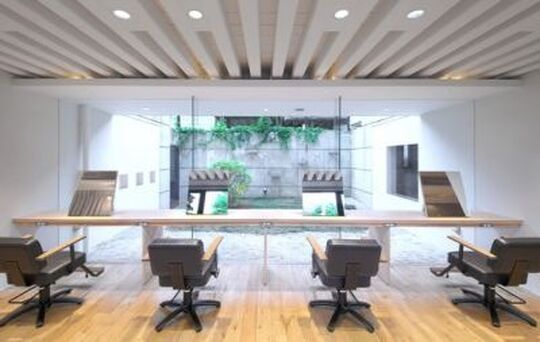 【南草津】≪集客サイトで注目サロンに選出実績あり！≫≪月8日休み≫≪土日休みOK≫≪社会保険完備≫時短正社員としての勤務も可能！マツエクや着付け、メイクも習得可能！頑張った分はしっかり歩合で還元してもらえるサロン◎「ex-fa origin（エクファオリジン）」からスタイリスト（美容師）の求人☆★