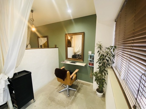 【小針】≪社会保険完備≫≪完全週休2日制≫≪実働8時間≫≪18,19時に退勤可能≫≪ママさんの応募歓迎≫異動やヘルプなし！新潟を中心に複数店舗を展開するミルクティーグループ！「Fuwarica by hair garden Milk tea（フワリカバイヘアガーデンミルクティ）」からスタイリスト（美容師）の求人★☆