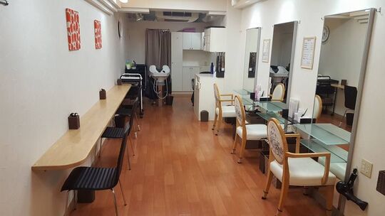 【南草津】≪社会保険あり≫≪月8日休み≫「カットやる前に辞めたけど美容師できるかな…」そんな方お待ちしてます！「白髪染め&ケア専門店SOME フェリエ南草津店（シラガゾメアンドケアセンモンテンフェリエミナミクサツテン）」からカラーリスト（美容師）の求人☆★☆