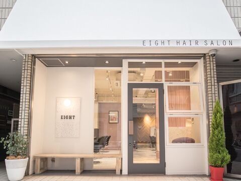 【御徒町】 フリー40〜50％／指名47〜65％還元  保障給あり ≪20時までの勤務OK≫新規入客チャンスが多く月収50万円以上稼ぐ事も可能です！技術、薬剤、おもてなしにこだわるトレンドサロン「EIGHT 上野御徒町店（エイトウエノオカチマチテン）」からスタイリスト（美容師）の求人★☆
