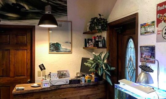 【羽ノ浦】≪月8日休み≫≪社会保険完備≫スタイルはラフ、接客はおもてなし。パーマに強い、「かっこいい」を創るメンズサロン！サーフィン好き大歓迎！「vellgo（ヴェルゴ）」から理容師（理容室）の求人★★