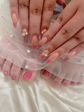 【京都市役所前】ご希望に合わせて雇用形態が選択可能！！≪最後のお客さんが入らなければ17:30～18:30退勤可能≫≪土日休みや連休もOK≫≪社会保険や飲食手当など充実の福利厚生≫SNSで話題！！インフルエンサーに人気のアイラッシュサロン「nail salon Ribbon（ネイルサロンリボン）」からネイリスト（ネイル）の求人★☆★